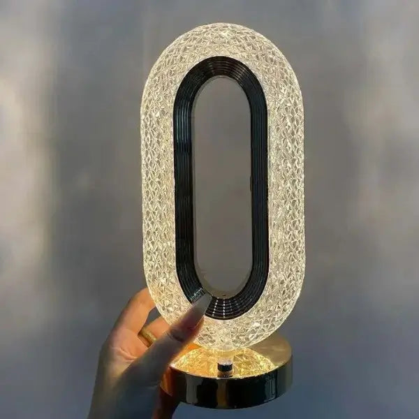 Luminária de Mesa LED Cristal Luxo – Design Sofisticado e Iluminação Personalizada